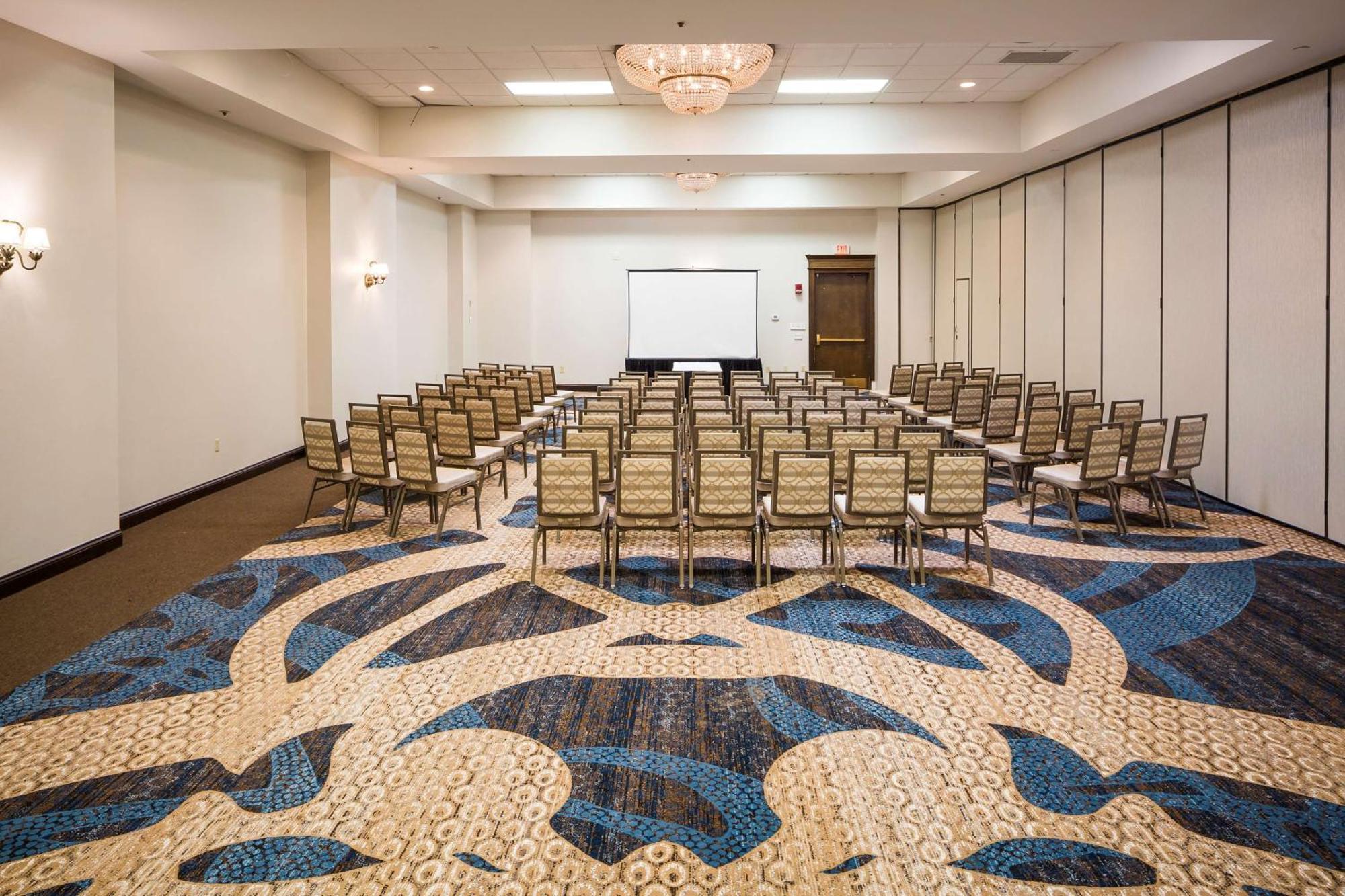 Doubletree By Hilton Boston-Milford Hotel Exterior photo